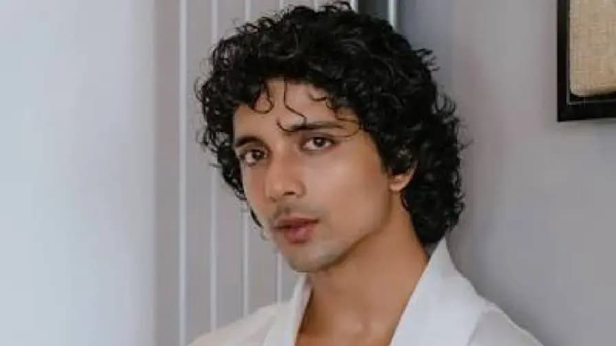 Niranjan Reveals Childhood Physical Abuse After Heated Clash With Jeetu Kamal in Bigg Boss Bangla
