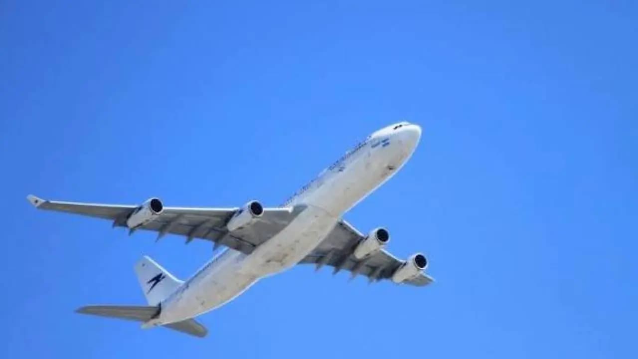 Beware before boarding a plane fear of a sudden major danger involving 96 aircraft in India