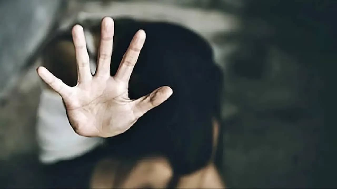 15 Year Old Girl Student Alleged She Was Physically Assaulted By Principal In School in Karnataka