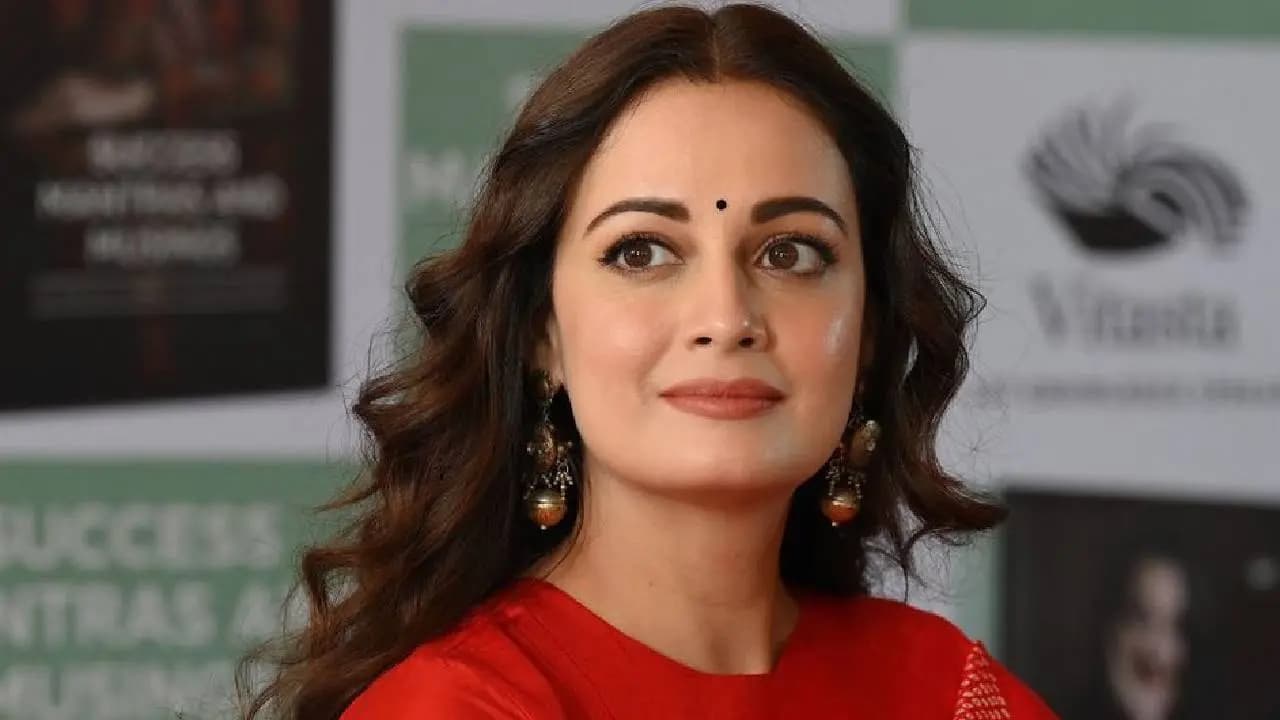 সন্তানের সঙ্গে যৌনতা নিয়ে কথা বলুন: দিয়া মির্জা