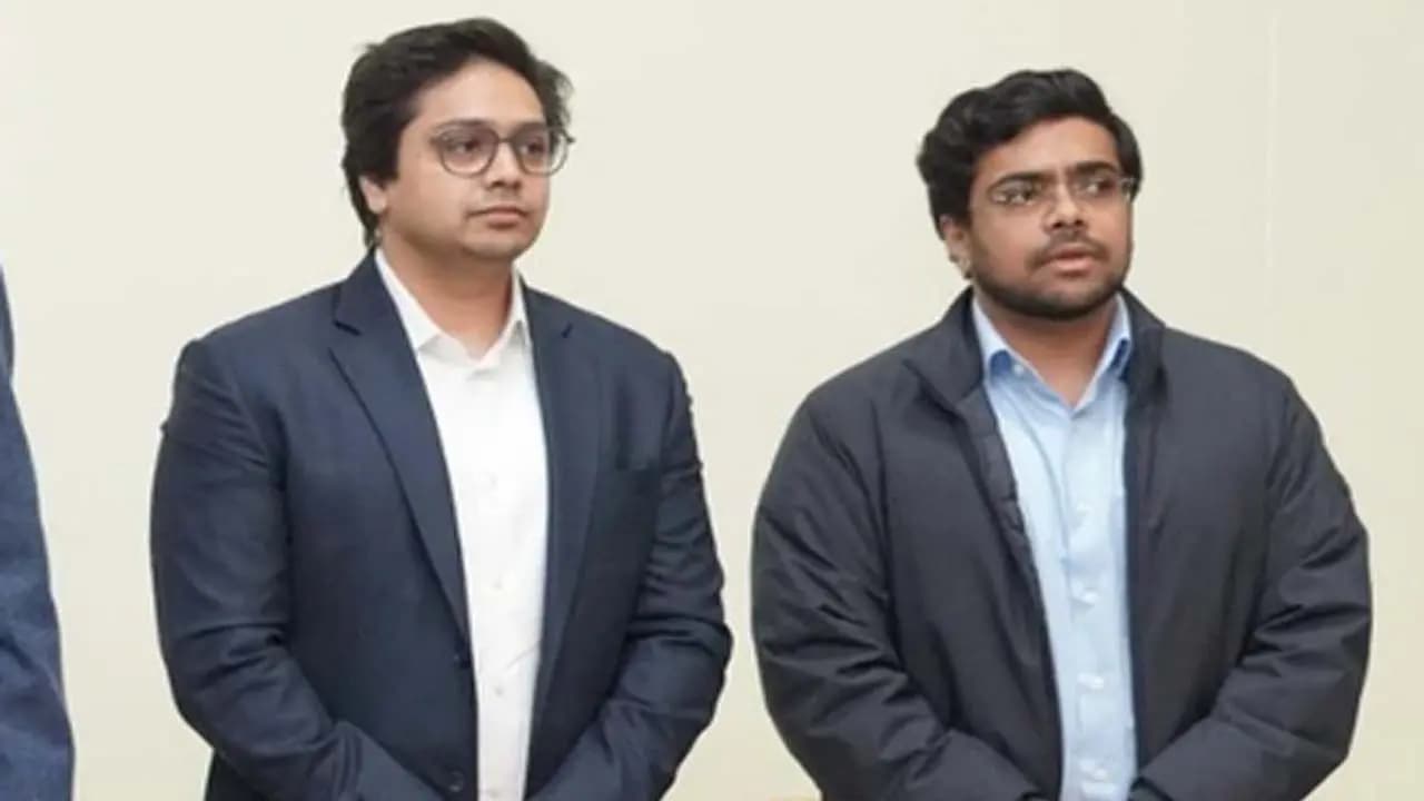 Uttar Pradesh Politics: Nephew Akash Anand has sought re-entry into the BSP after apologizing to Aunt Mayawati 