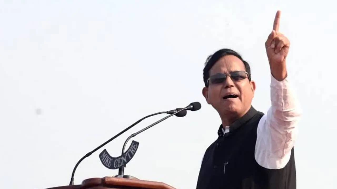 Building a society is the core philosophy of the Leftists Salim remembers Bhajan Chakraborty from Durgapur