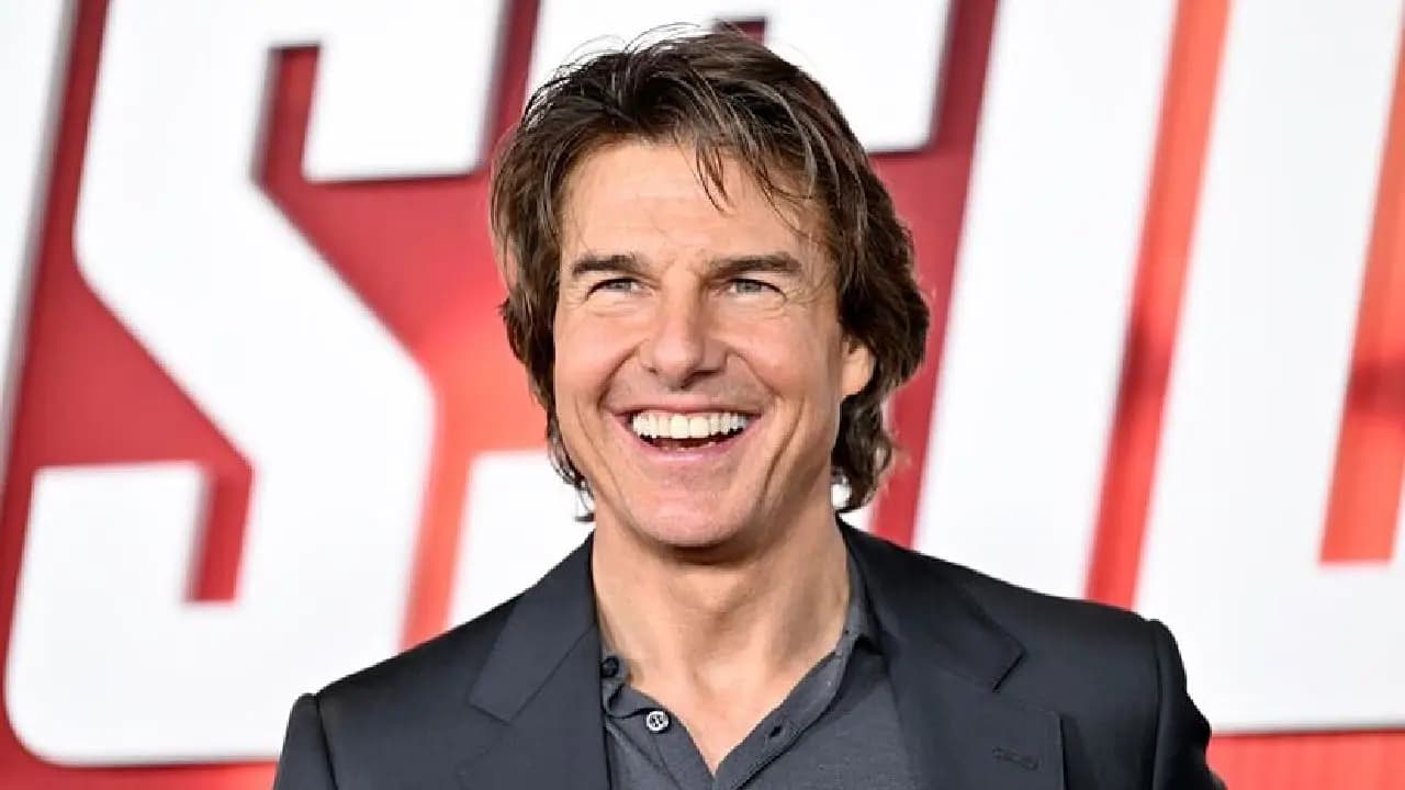 Tom Cruise s Touching Reaction to Amputee Reporter Courtney Echerd Goes Viral