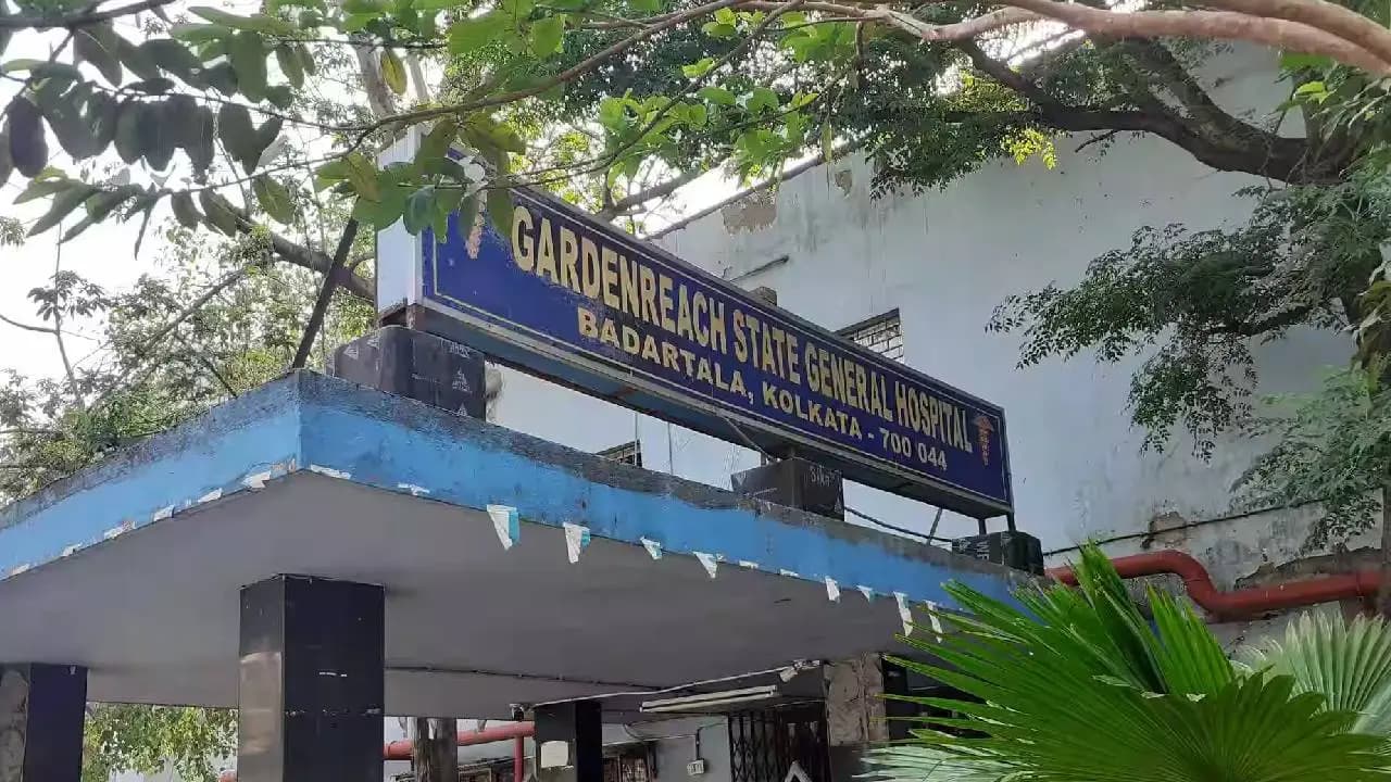 3 Detained After Altercation with Police Over Illegal Filming Inside Garden Reach Hospital