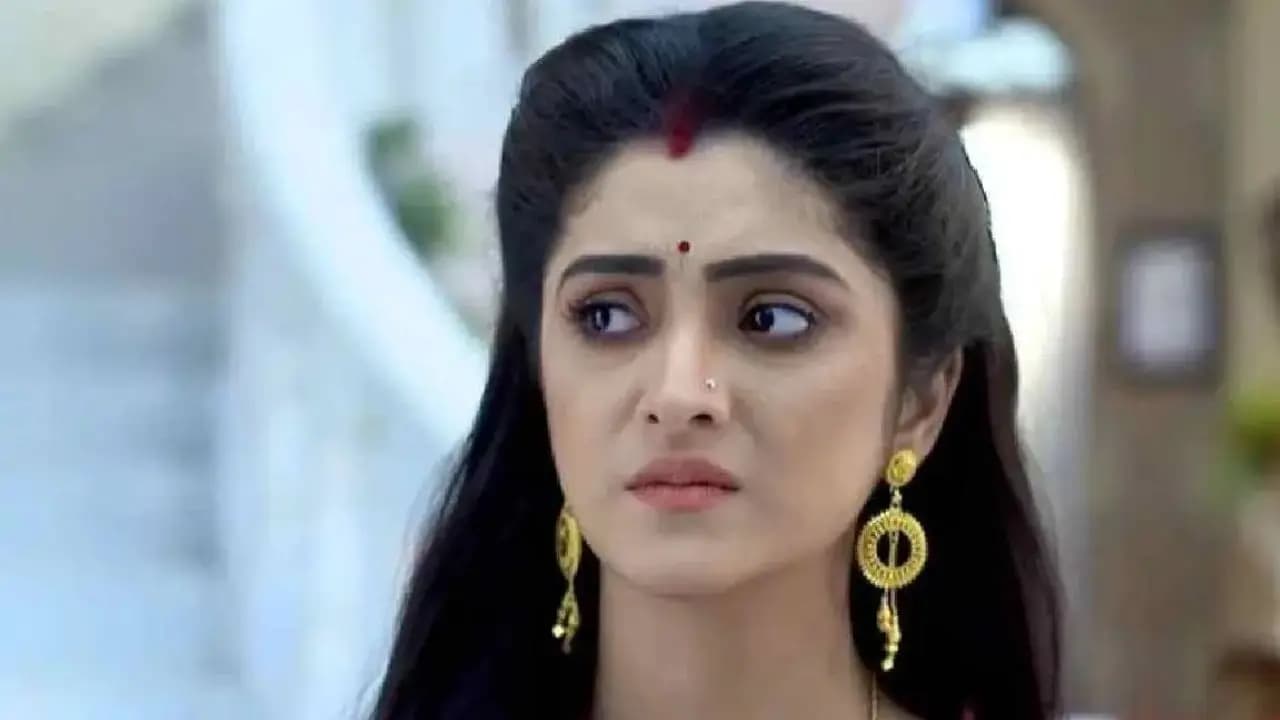 Sweta Bhattacharya shares a video where she claimed that she is suffering from a cyst in her eyes