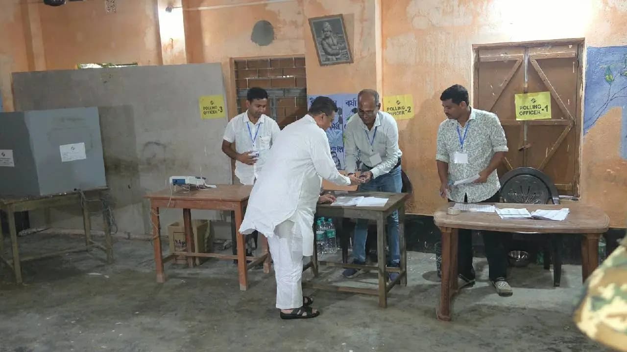 Suvendu Adhikari Predicts BJP will win in Nandigram with Record Margin