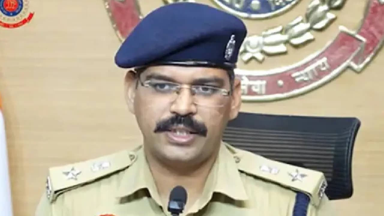 Man Arrested for Sharing Fake AI Videos of Police Assaulting Journalist