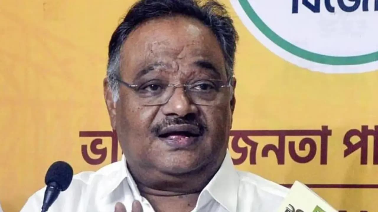 Samik Bhattacharya held party meeting North Bengal