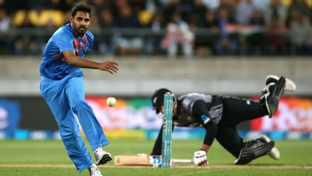 Bhuvneshwar Kumar returns to Indias T20I squad after long hiatus