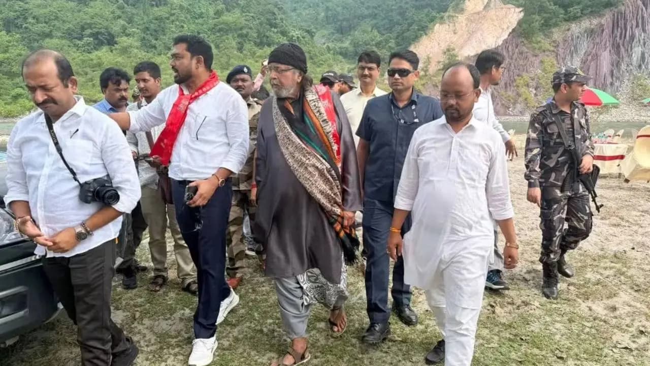 Mithun Chakraborty Visits Bhutan Ghat, Explores Tourism and Cultural Potential in North Bengal
