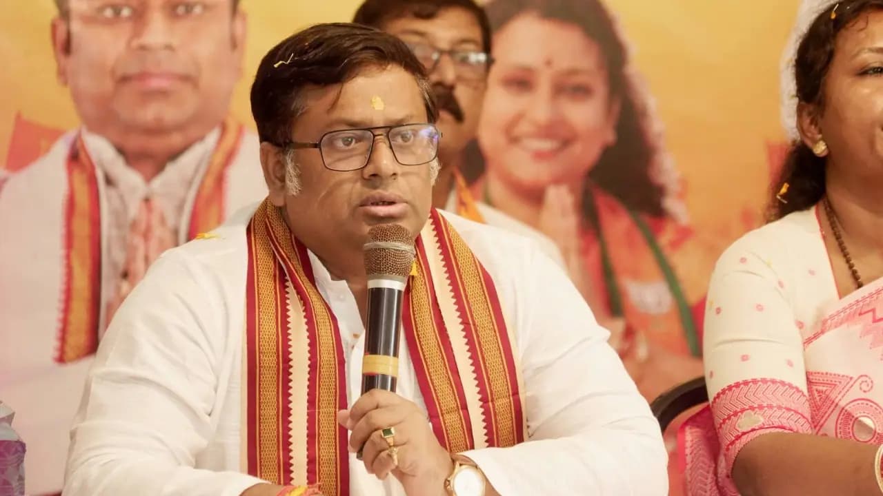 BJP leader Sukanta Majumder slammed former TMC minister Snehasis Chakraborty