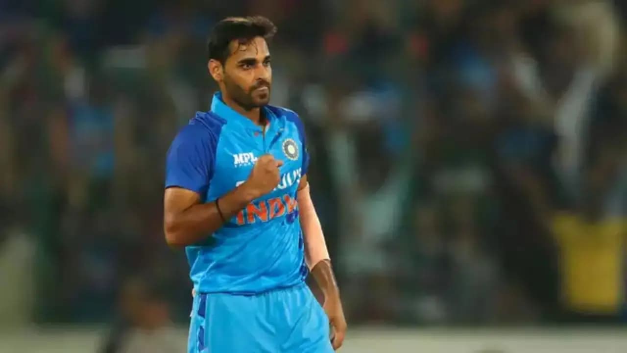 After Bhuvneshwar Kumars return to the national team Wasim Jaffer asks BCCI selector Who are your second and third seamers