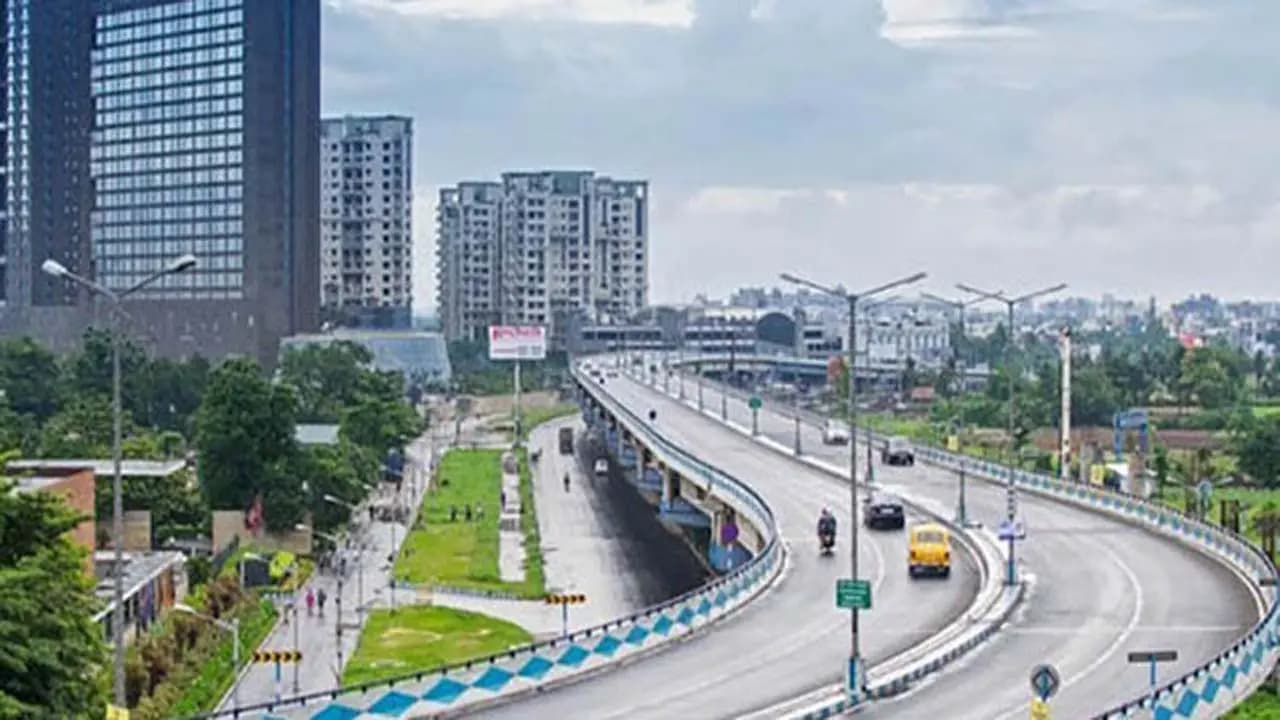 Dhabas and high-rises built by filling up canals and water bodies along the EM Bypass the Anti-Corruption Commission has launched an investigation