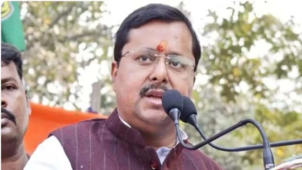  Nitin Navin Reaction: Attempt to create instability in the country under the influence of foreign powers amidst the turmoil in Delhi Nitin Navin launches a scathing attack on the opposition