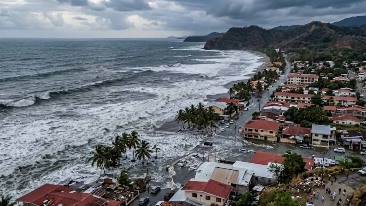 Panama Earthquake: 7.6 Magnitude Quake Triggers Tsunami Alert for Nine Countries