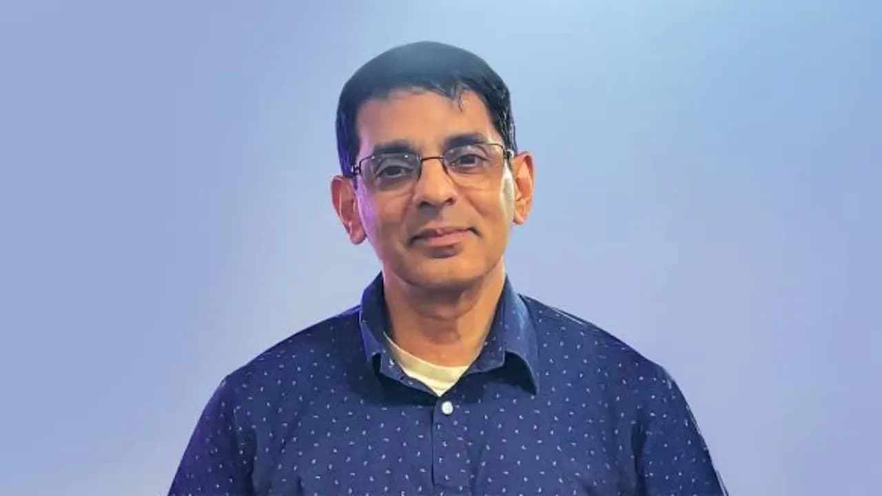 IIT Kharagpur Alumni Wins Award: IIT Kharagpur Alumnus Mukund Padmanabhan wins UCLA engineering alumni of the year award