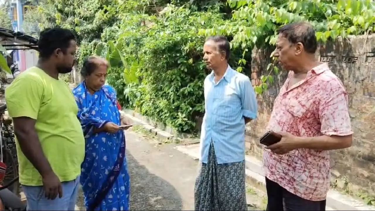 70 Year Old Elderly Man Missing In Hooghly After Admitting Wife in Hospital