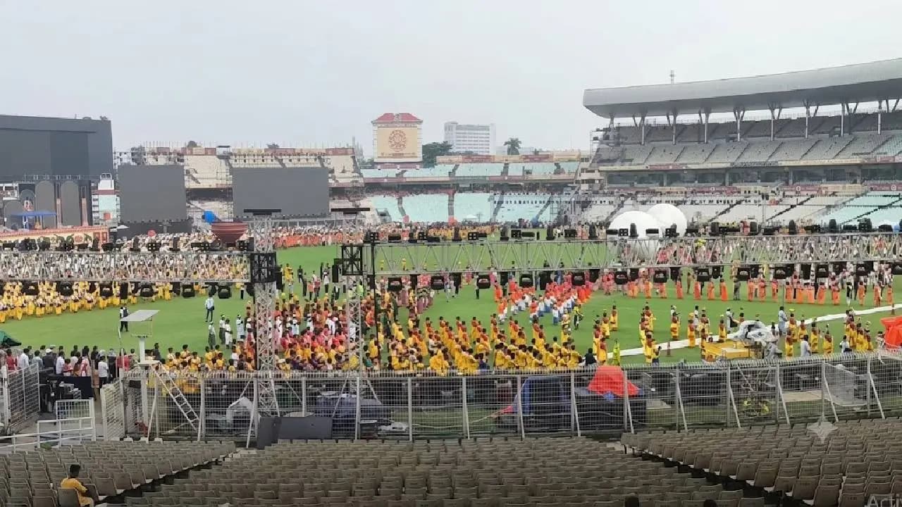 Drone Laser Show Singers to Perform at Mahalaya Event at Eden Gardens