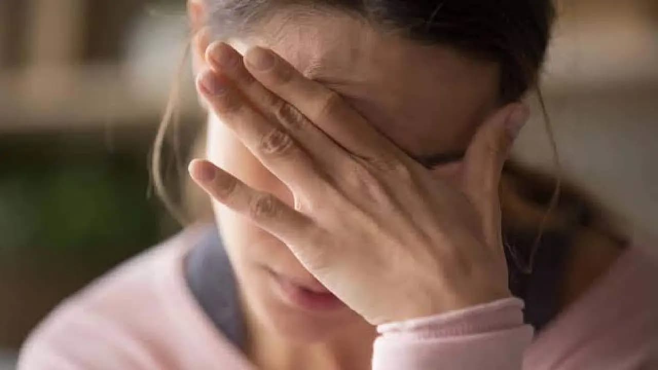 Waking up with a Headache: explains critical warning signs 
