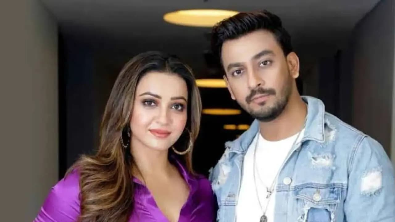 Bonny sengupta koushani mukherjee refutes their breakup rumour 