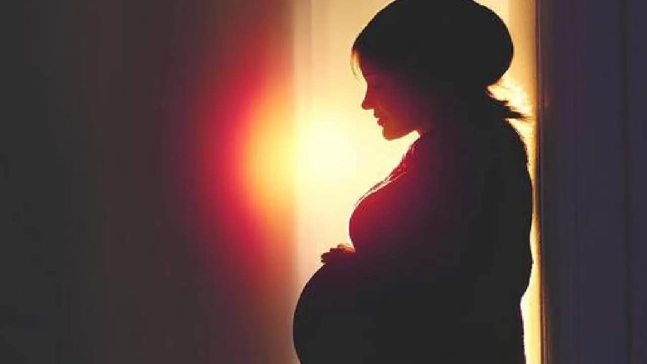 This tollywood actress going to become a mother 