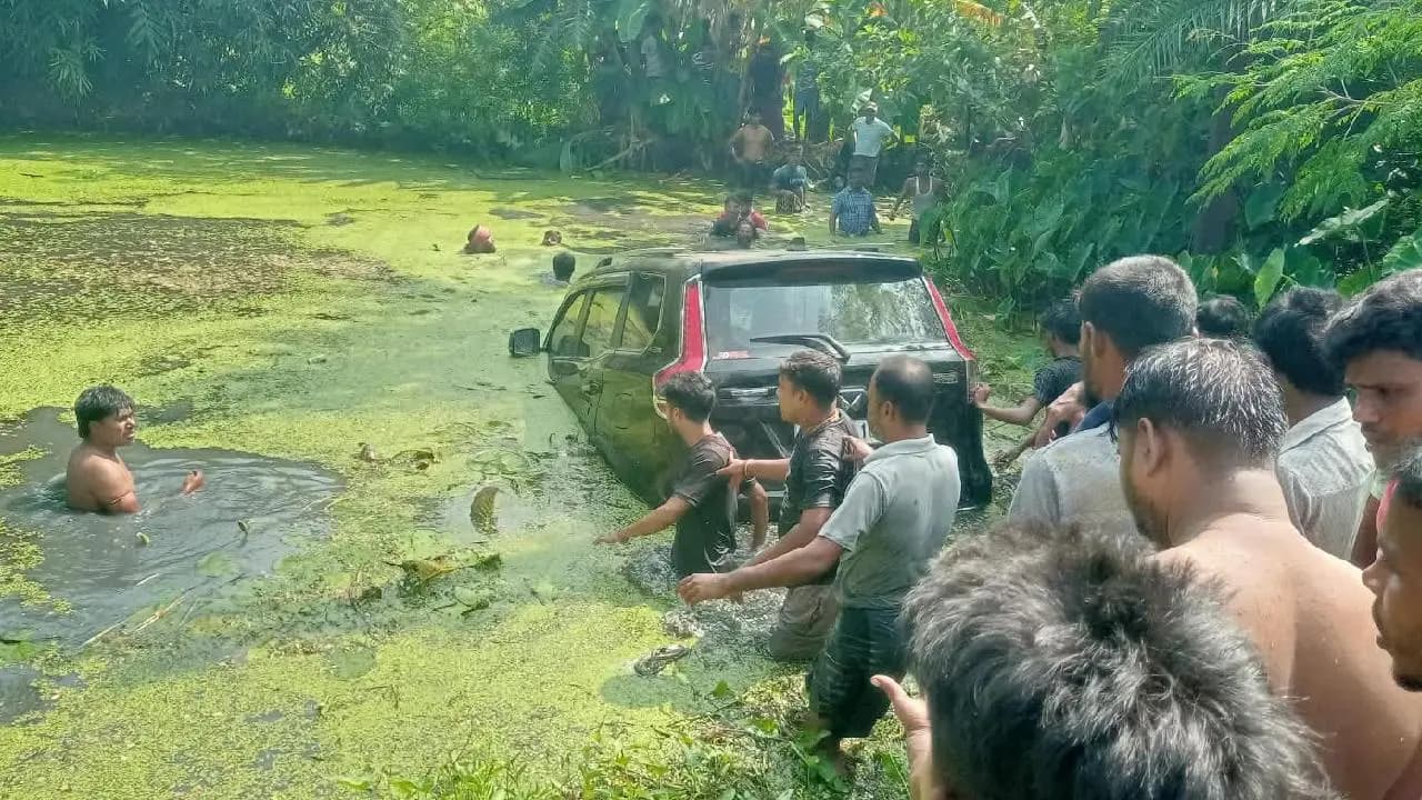  ex TMC mlas car hits toto 2 died in Sandeshkhali here what Sukumar Mahato says