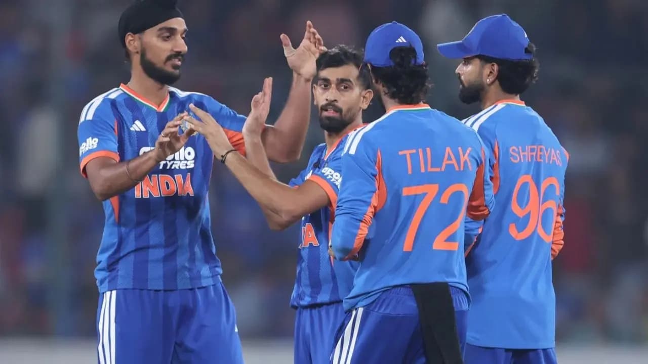 Sunil Gavaskar hit back at pitch critics after Indias Hyderabad defeat against west Indies 
