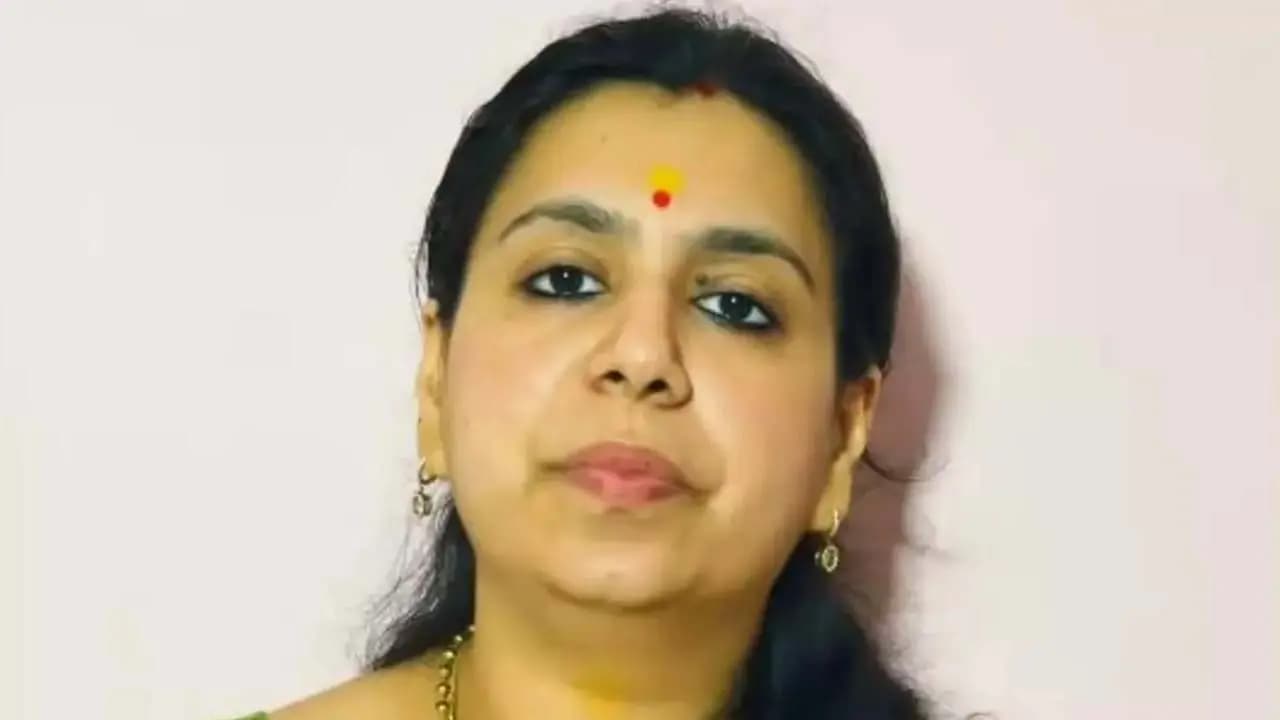 Divya Mittal: Former IAS officer has formed a new party Jan-niti Bharat Party and announced plans to contest the 2027 Uttar Pradesh elections