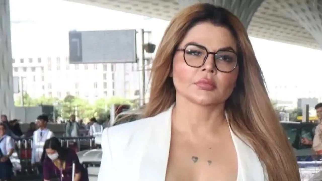 Non bailable arrest warrant against Rakhi Sawant over 2010 tv show death case