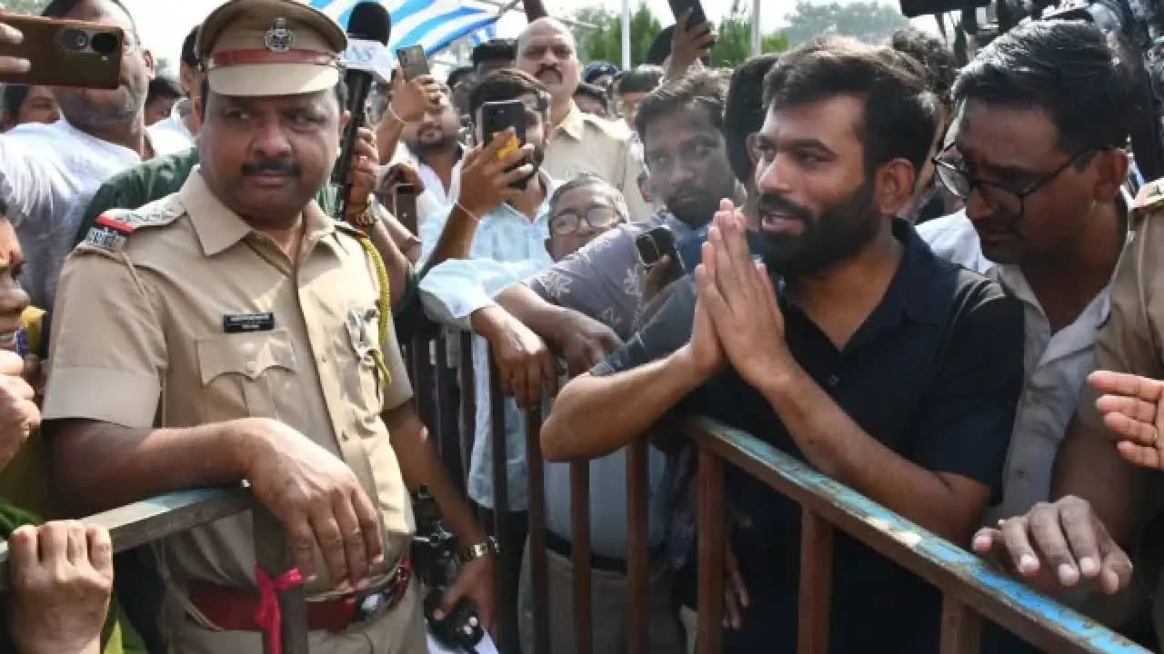 Cockroach Janta Party Abhijeet Dipke Preventive Arrest for breach of peace bond