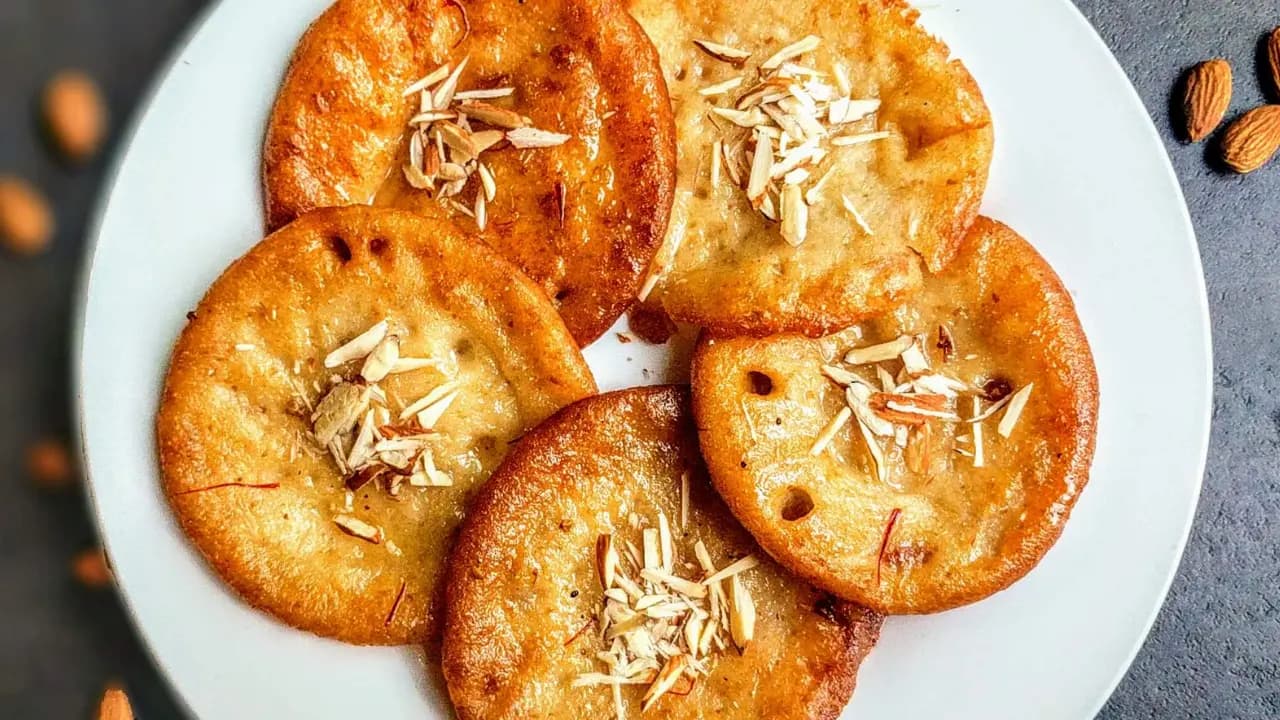 Malpua Recipe: Durga Puja Dashami Special Sweets