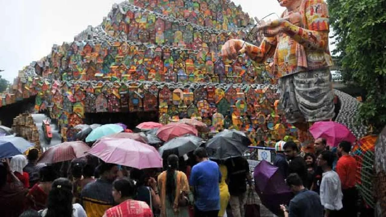 Kolkata Durga Puja Weather: IMD Forecast Thunderstorms in Two Districts, Kolkata, South Bengal Weather Update on October 18 
