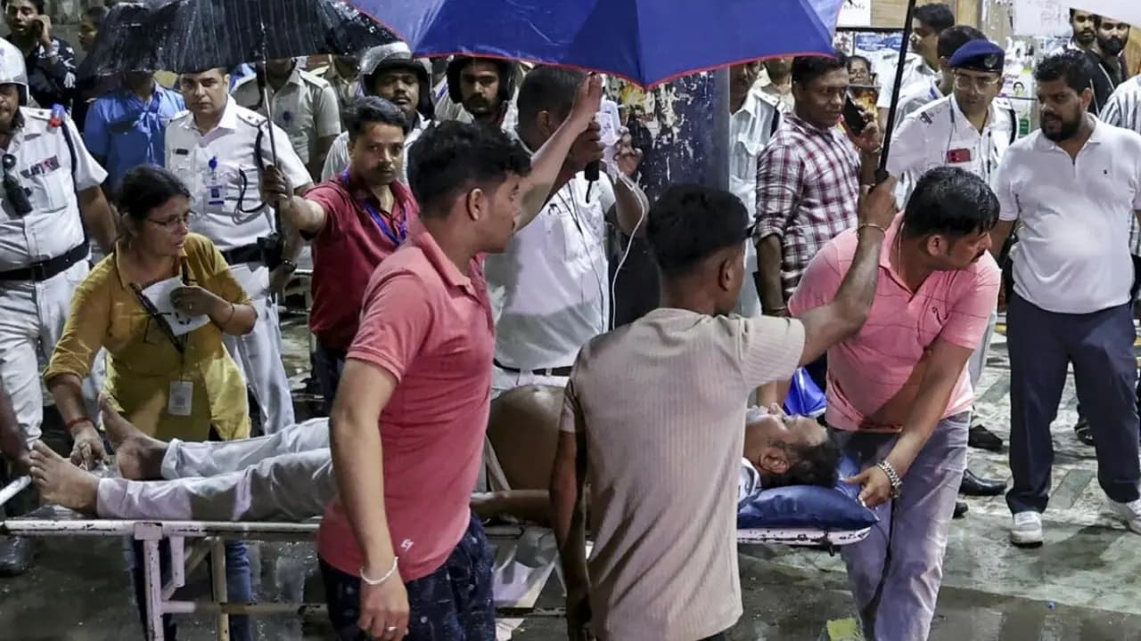 In the wake of the Chorbagan incident nine officers in Kolkata have been assigned responsibility for handling security during the Puja