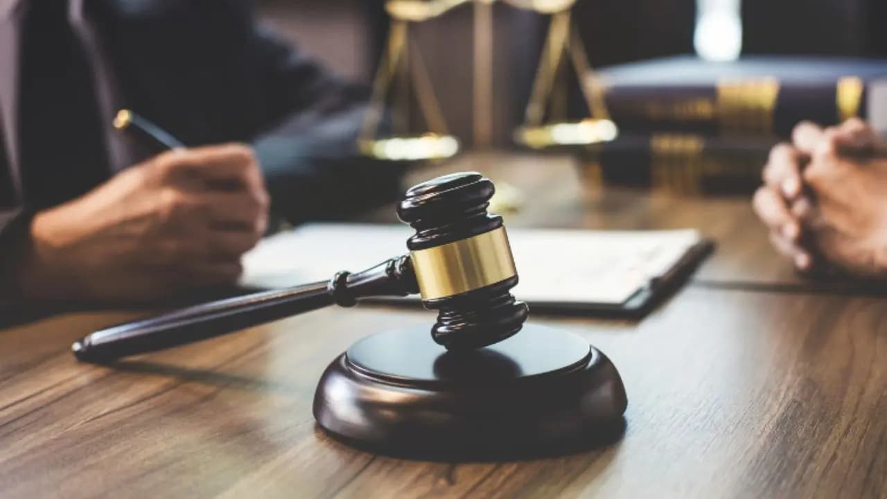 Allahabad High Court Pauses conviction of UP Murder Convict for his Wish To Contest Polls