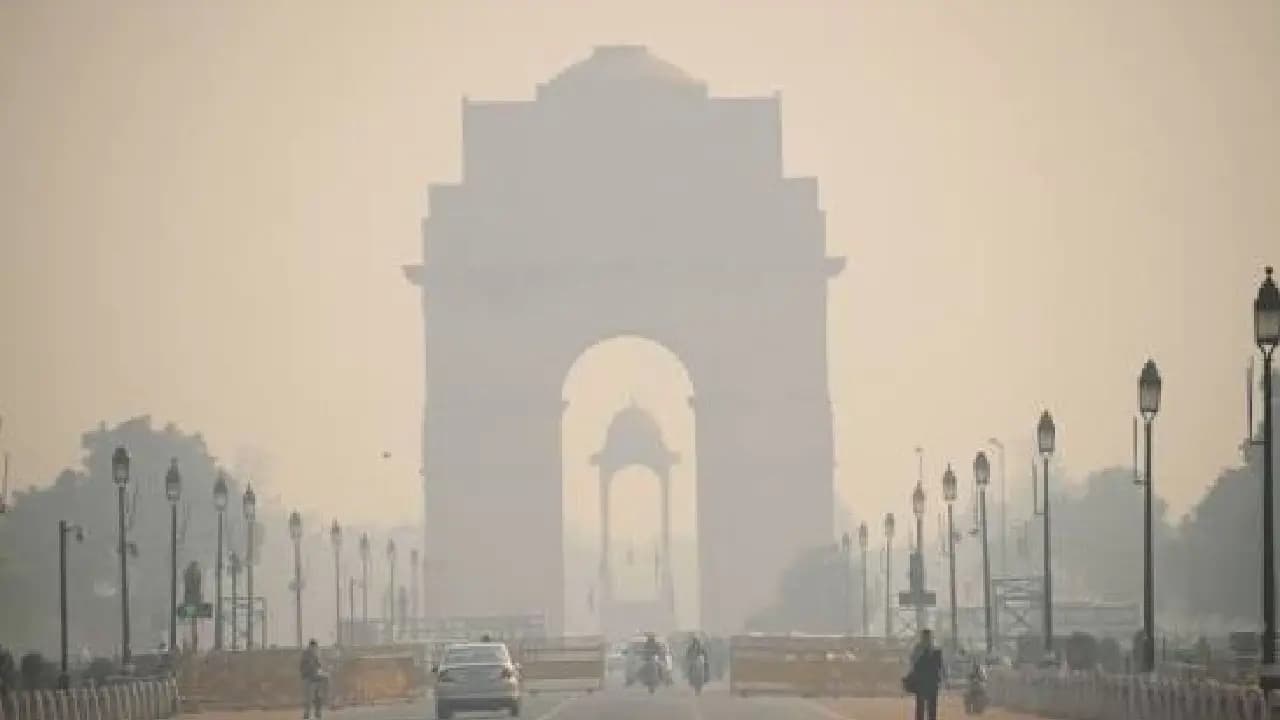 Delhi air Pollution: poor Air Quality  After Dussehra GRAP-I Curbs