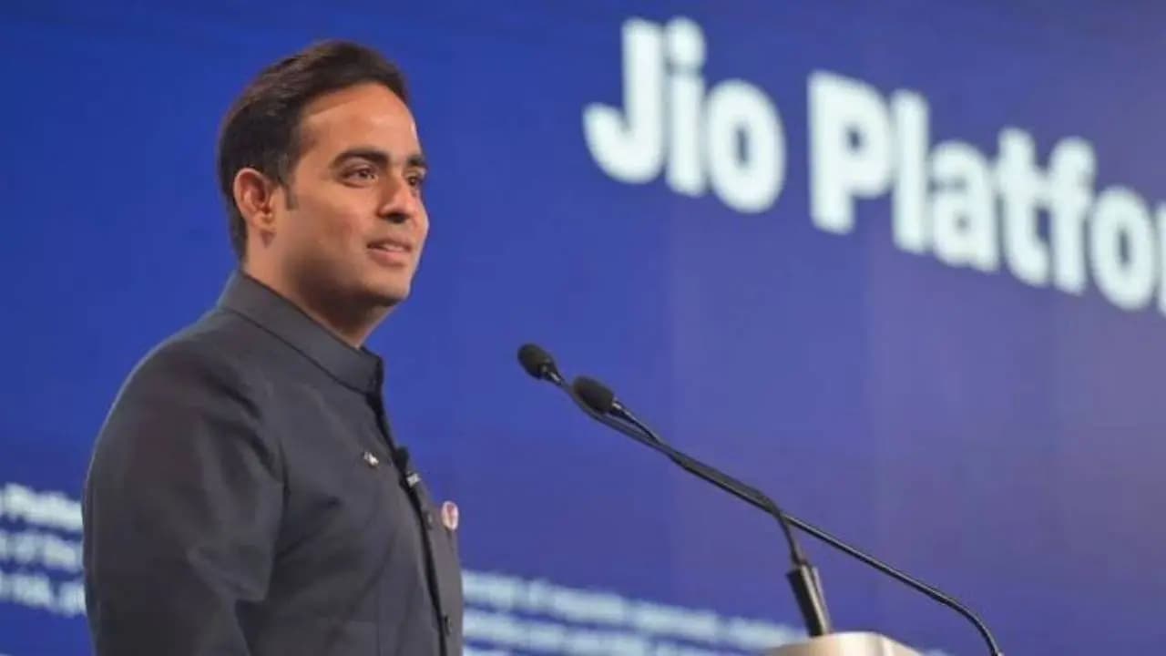 Jio IPO 2026: Akash Ambani on Recharge Price Hike, AI Plans and 30213 crore public issue