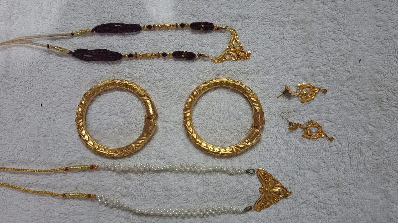Sheoraphuli GRP returned jewellery worth seven lakh rupees here what happened 