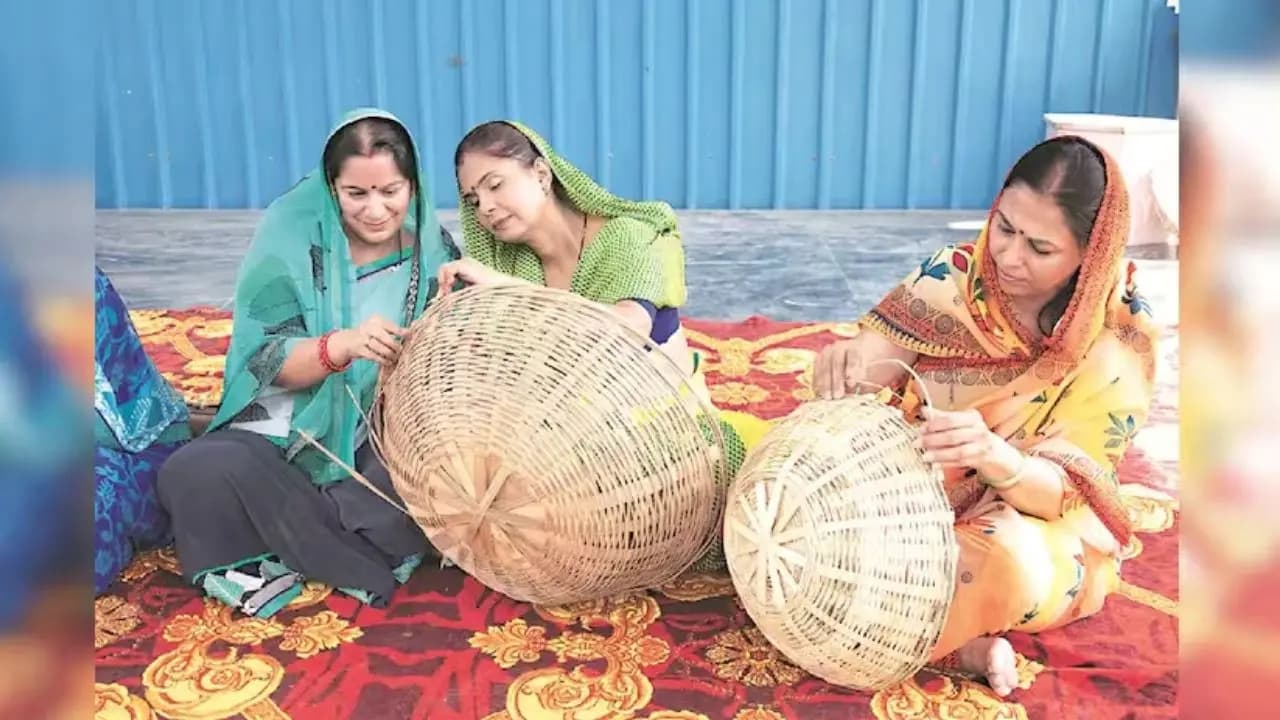 Surprising Data on Rural Working Women: Oxfam Study says More women working in India but not in paid jobs