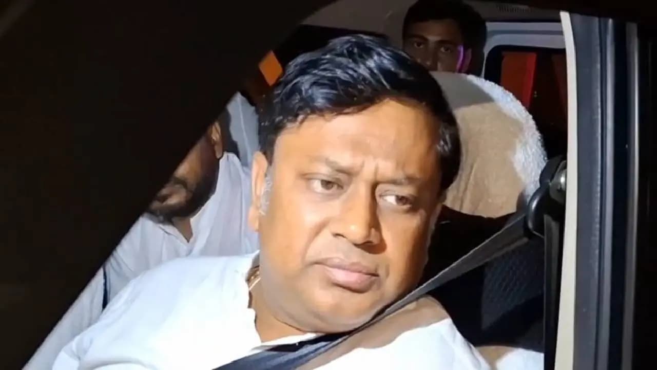 Sukanta Majumder Slams TMC Leader Kunal Ghosh Over Chorbagan Durga Puja Stampede Allegations