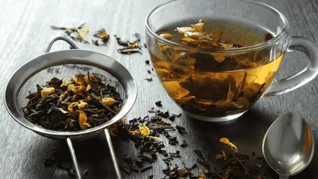 How to reuse leftover tea for daily households