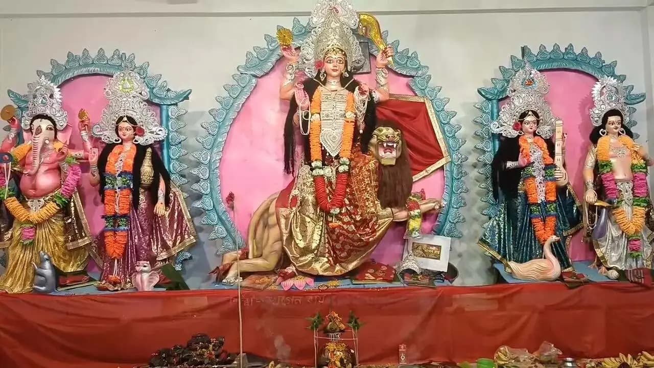 Balai Chandi Puja: This Durga Puja begins on the very night of Vijaya Dashami the goddess Balai Chandi is four armed and unarmed 