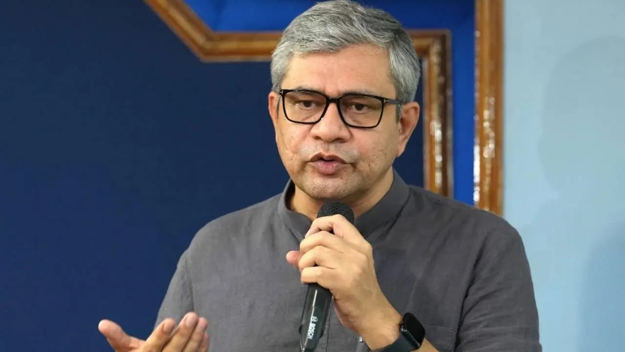 India will launch its own brand of smartphones by 2028 announces Ashwini Vaishnav