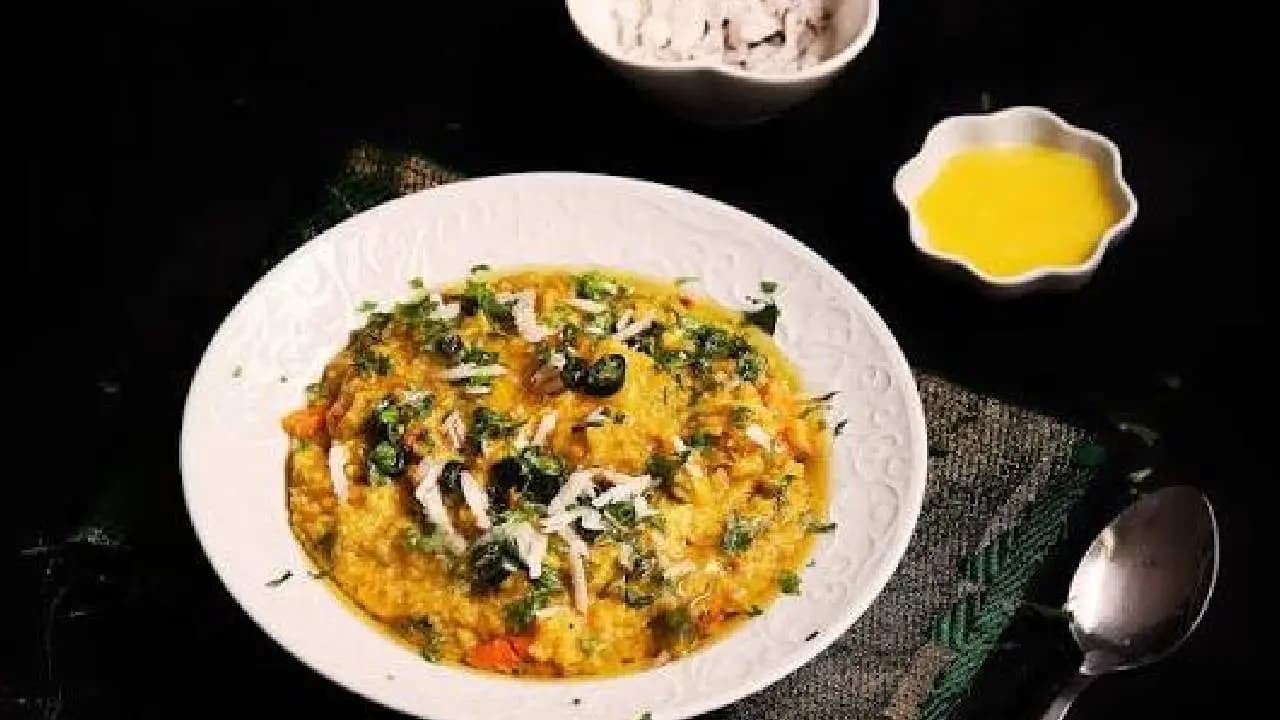Lakshmi Puja Bhog: try this coconut khichdi recipe 