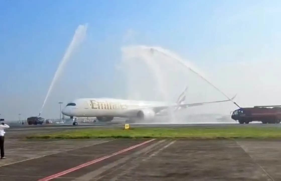 Emirates Launches Airbus A350 in Kolkata Adds Extra Dubai Flight
