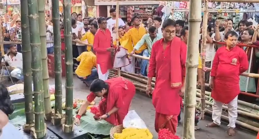 Khuti Puja of 103rd Naihati Boro Ma Held Minister Says No VIP Culture