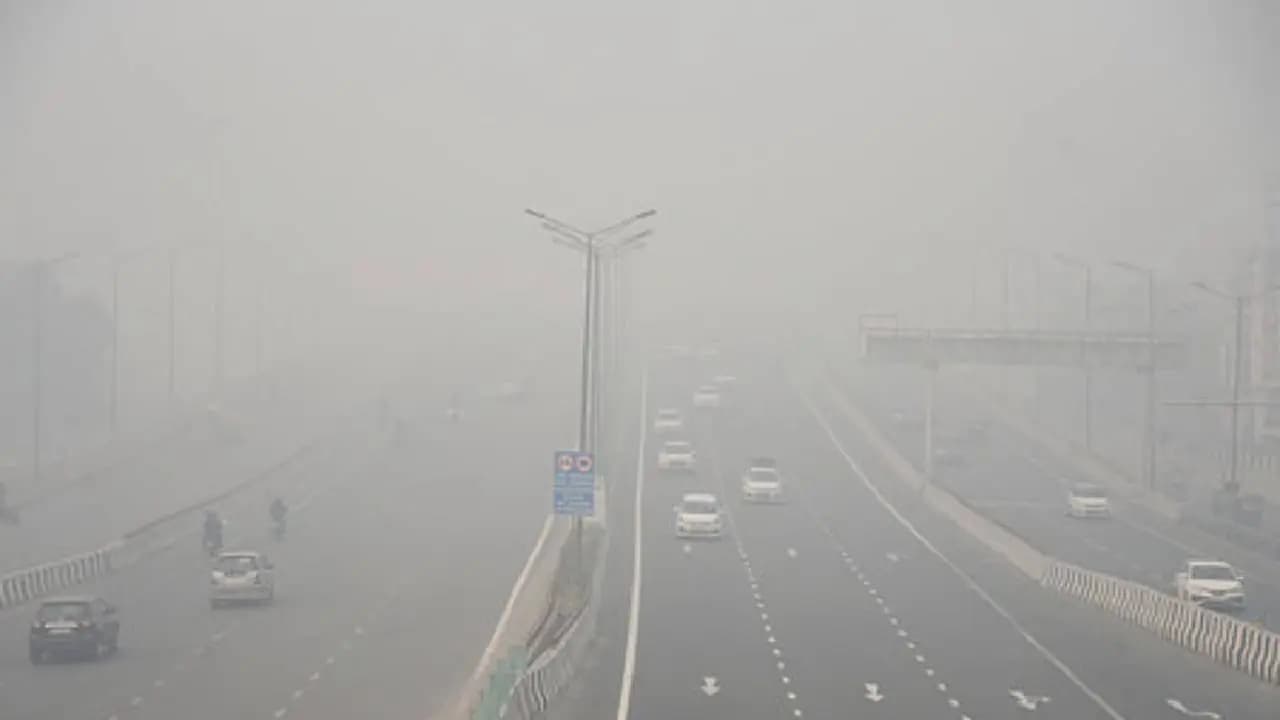 Vehicles below BS6 Emission Standard face ban in Delhi from November 1