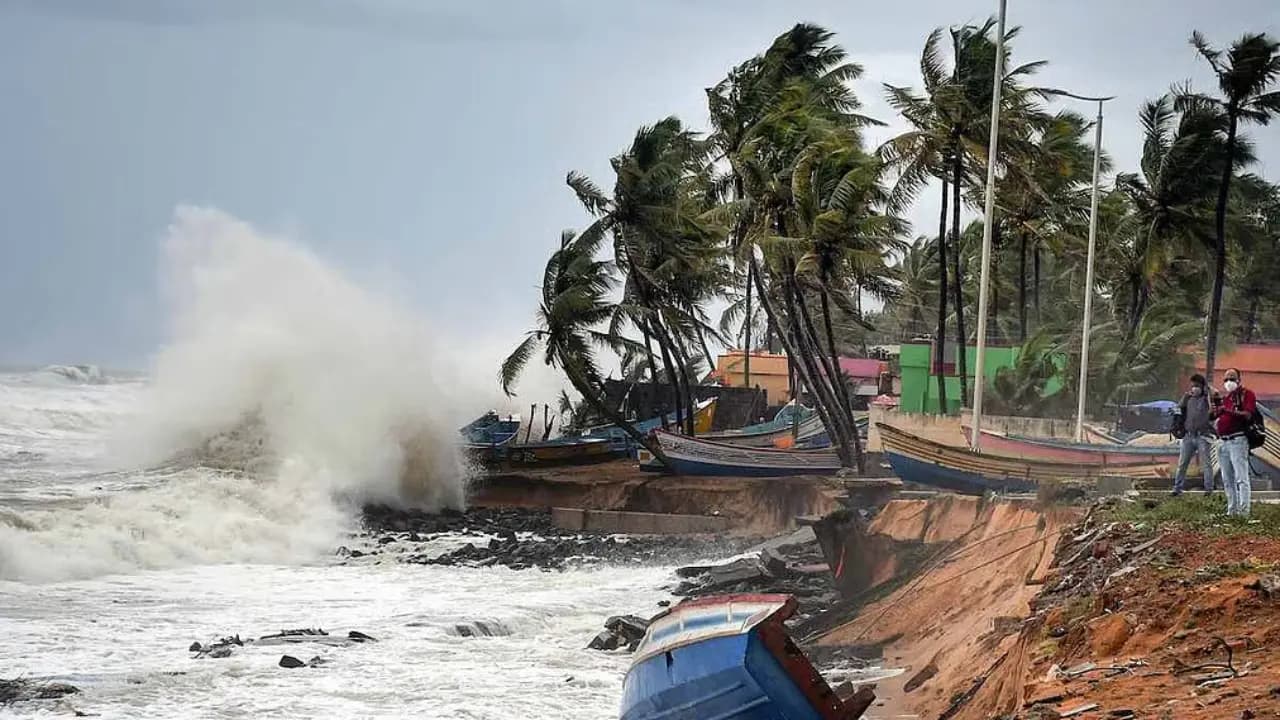 Cyclone Arnab Update: Why storms tends to form over Bay of Bengal after monsoon every year