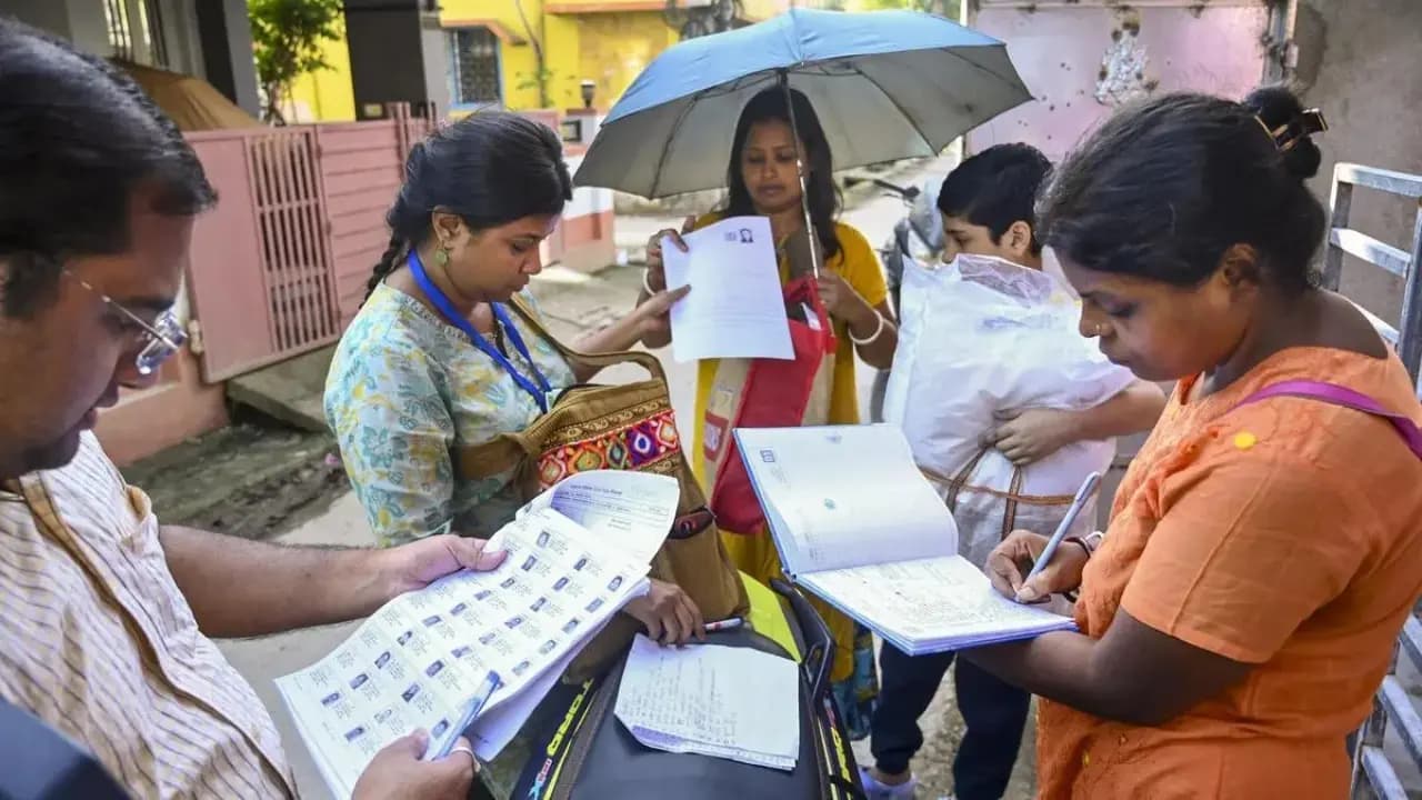 West Bengal SIR: ECI justifies there step in Supreme Court over appealing against 16 lakh name inclusion