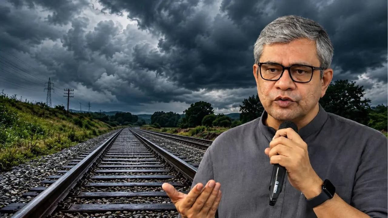 Cyclone Arnab Update: Rail Minister Ashwini Vaishnaw Says 600 km of Rail Track Under Close Watch Ahead of Landfall