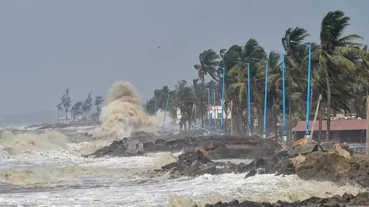 Cyclone Arnab Big Update: Arnab turned into severe cyclone West Bengal may feel the impact Andhra Odisha Telangana Chhattisgarh brace for landfall